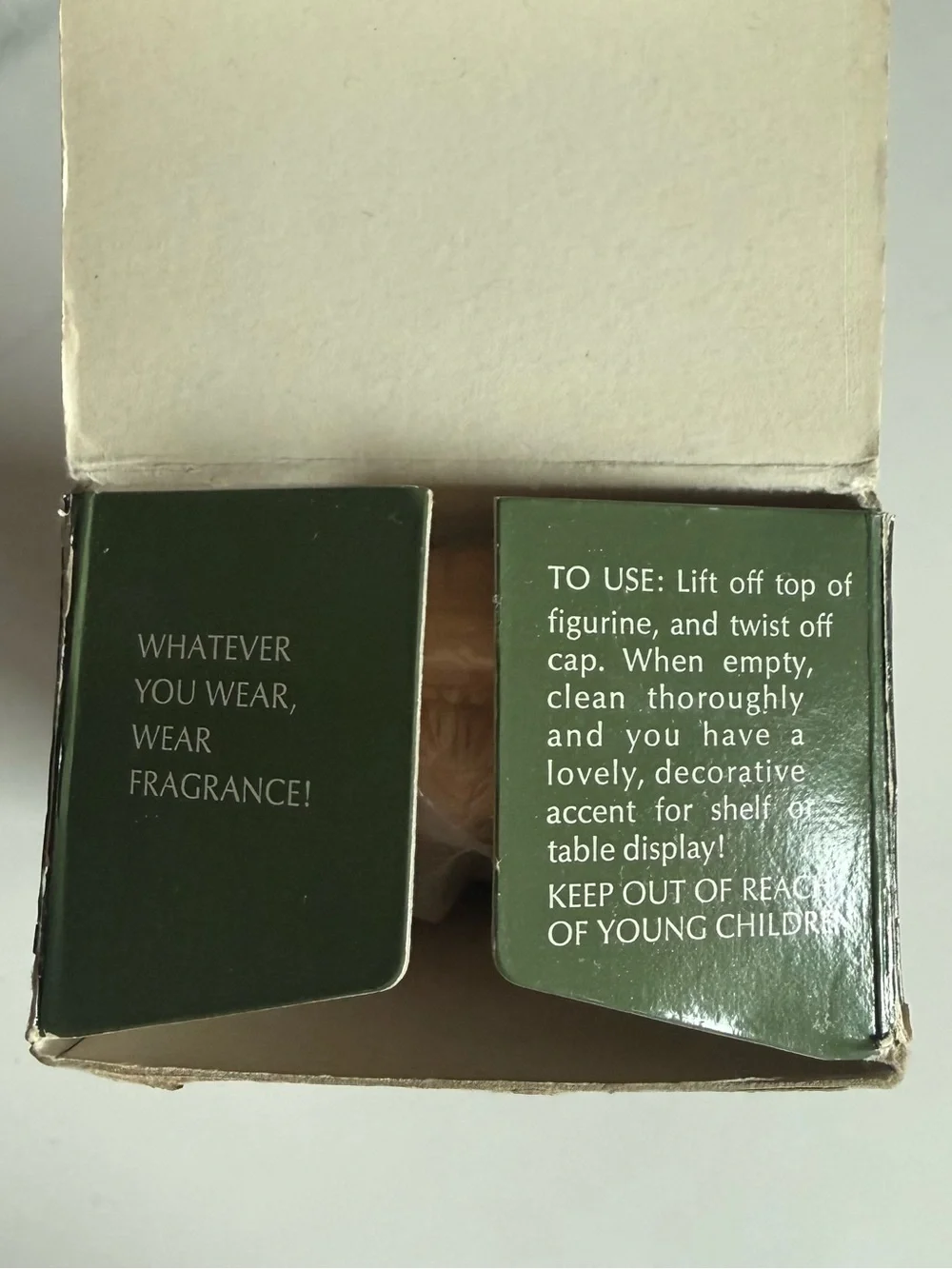 Avon Elizabethan/Brigerton Perfume - Picture 7 of 7